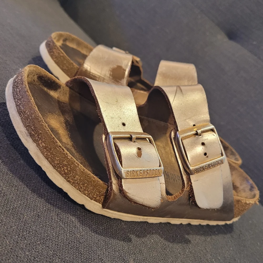 SOLD โ SOLD โ SOLDโ-RoseGold/MetallicCopper BIRKENSTOCK Arizona Soft Footbed,38R - Picture 2 of 12